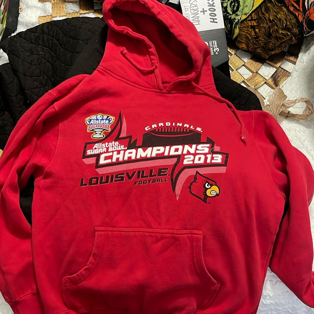 Louisville Cardinals Hoodie
